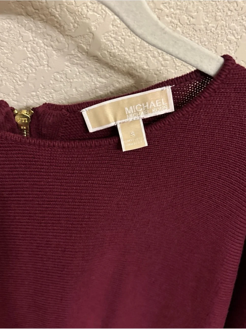Michael Kors Women’s Maroon Knit Crewneck Pullover Sweater S Back Zipper